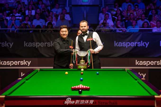 里加大师赛颜丙涛夺排位赛首冠