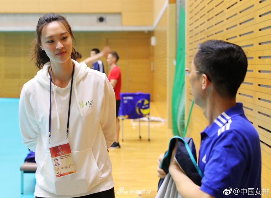 备战世锦赛女排集训一丝不苟