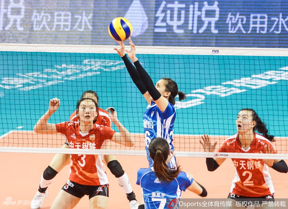 排超八强战上海女排3-2江苏女排