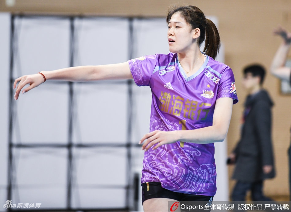 女排半决赛第三场江苏3-0天津