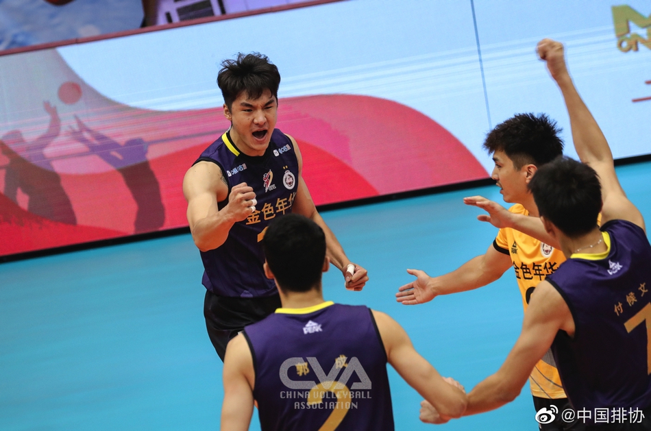 男排联赛上海3-1胜老牌劲旅河南