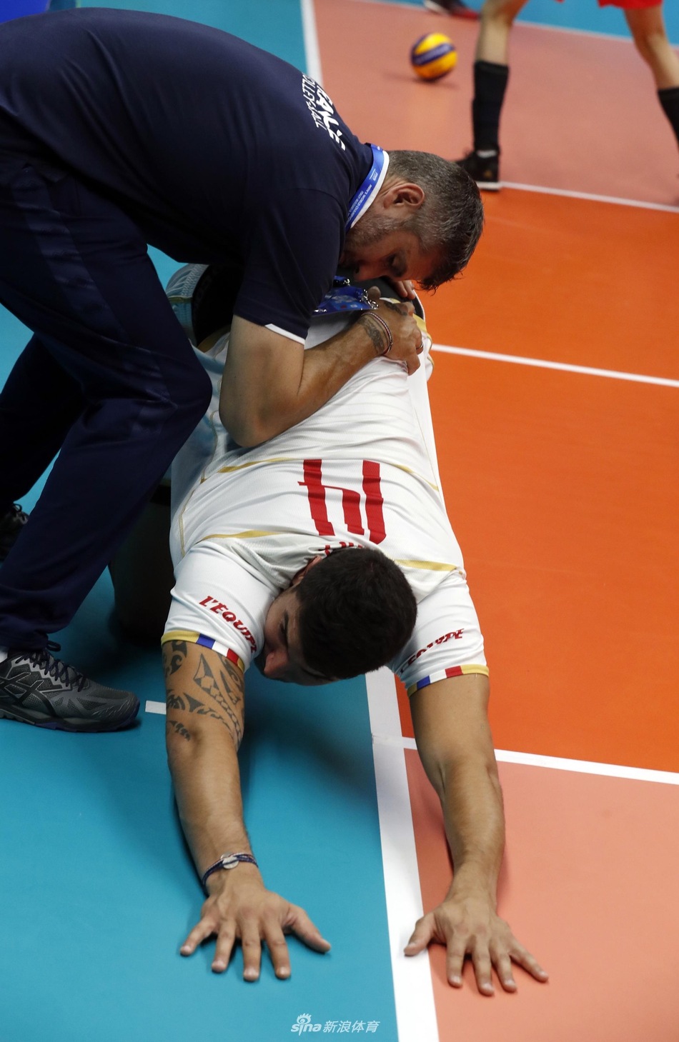 男排世锦赛中国队0-3不敌法国