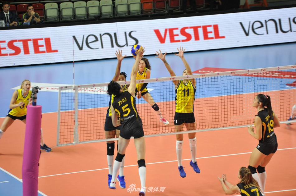 朱婷30分瓦基弗力克费内巴切三连胜