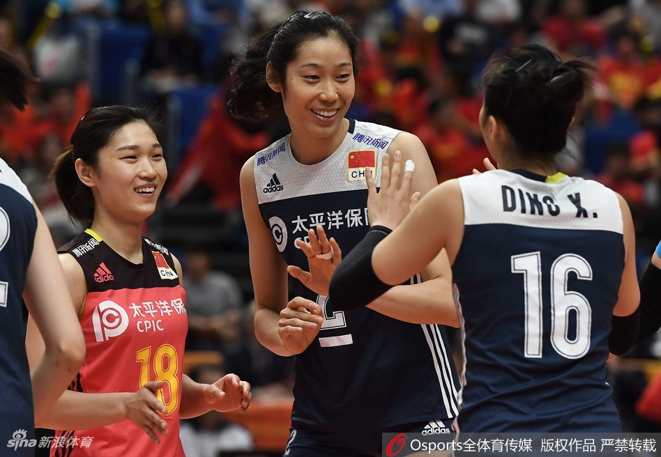 女排世锦赛铜牌战中国3-0荷兰