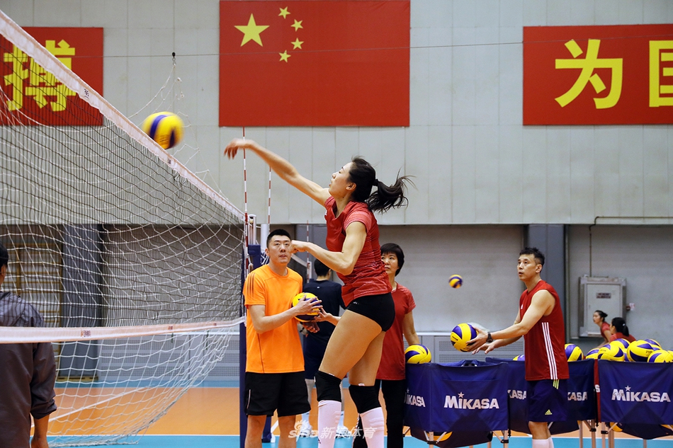 2019中国女排第一期训练图集
