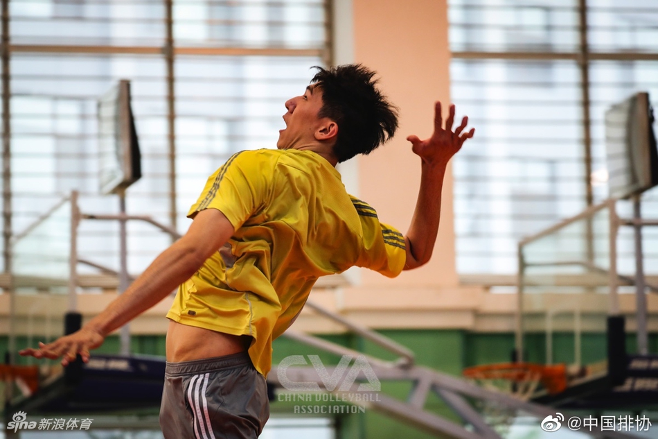 中国男排超级联赛球员训练图集