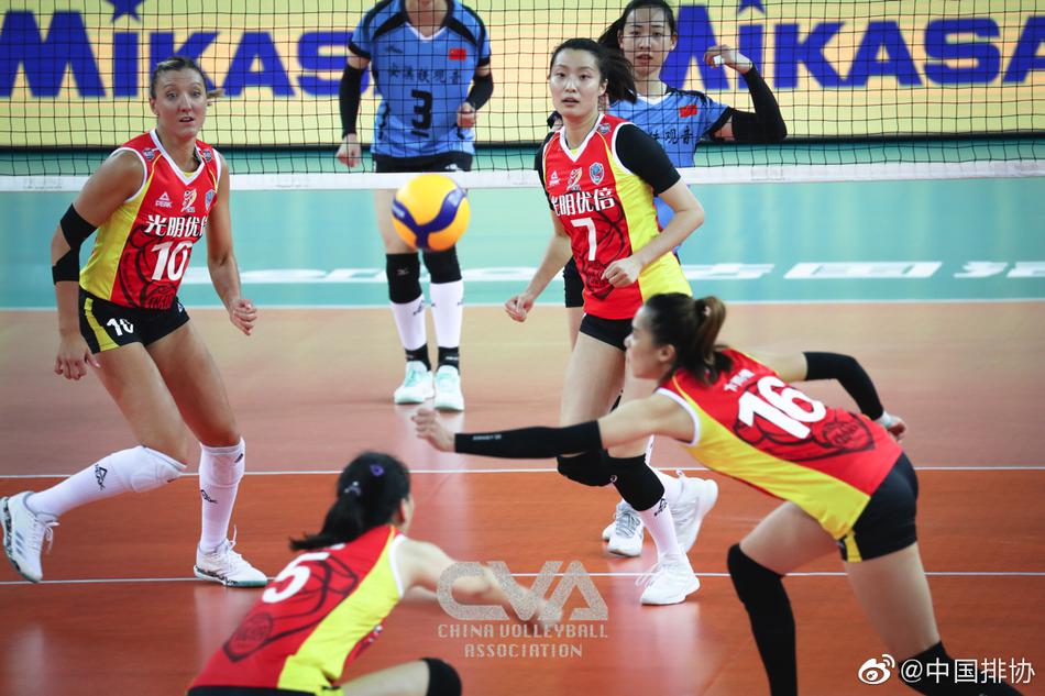 排超上海女排3-0福建女排