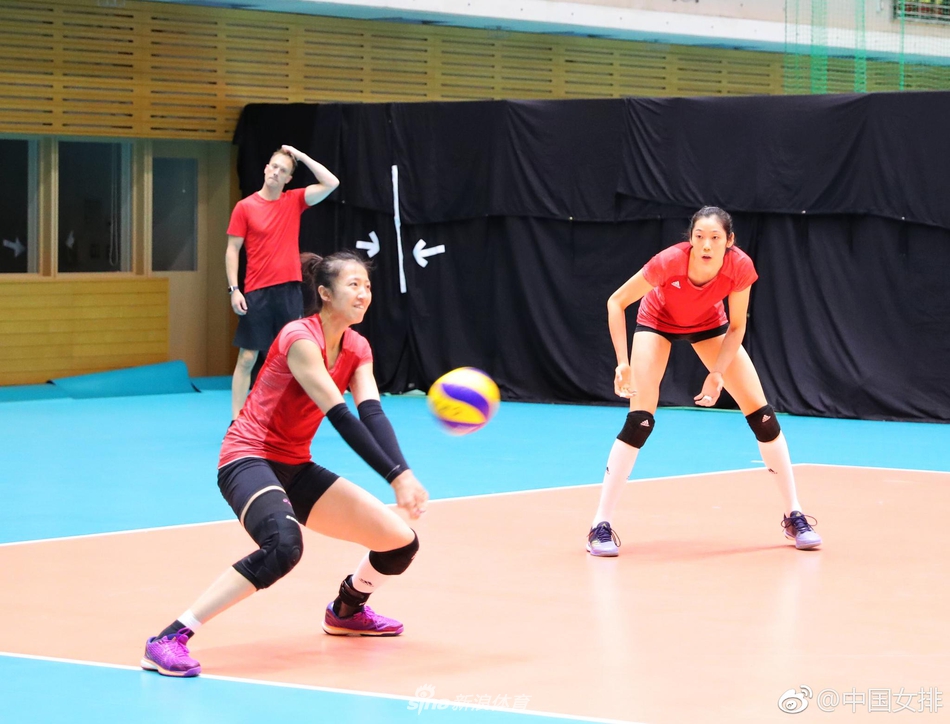 备战世锦赛女排集训一丝不苟