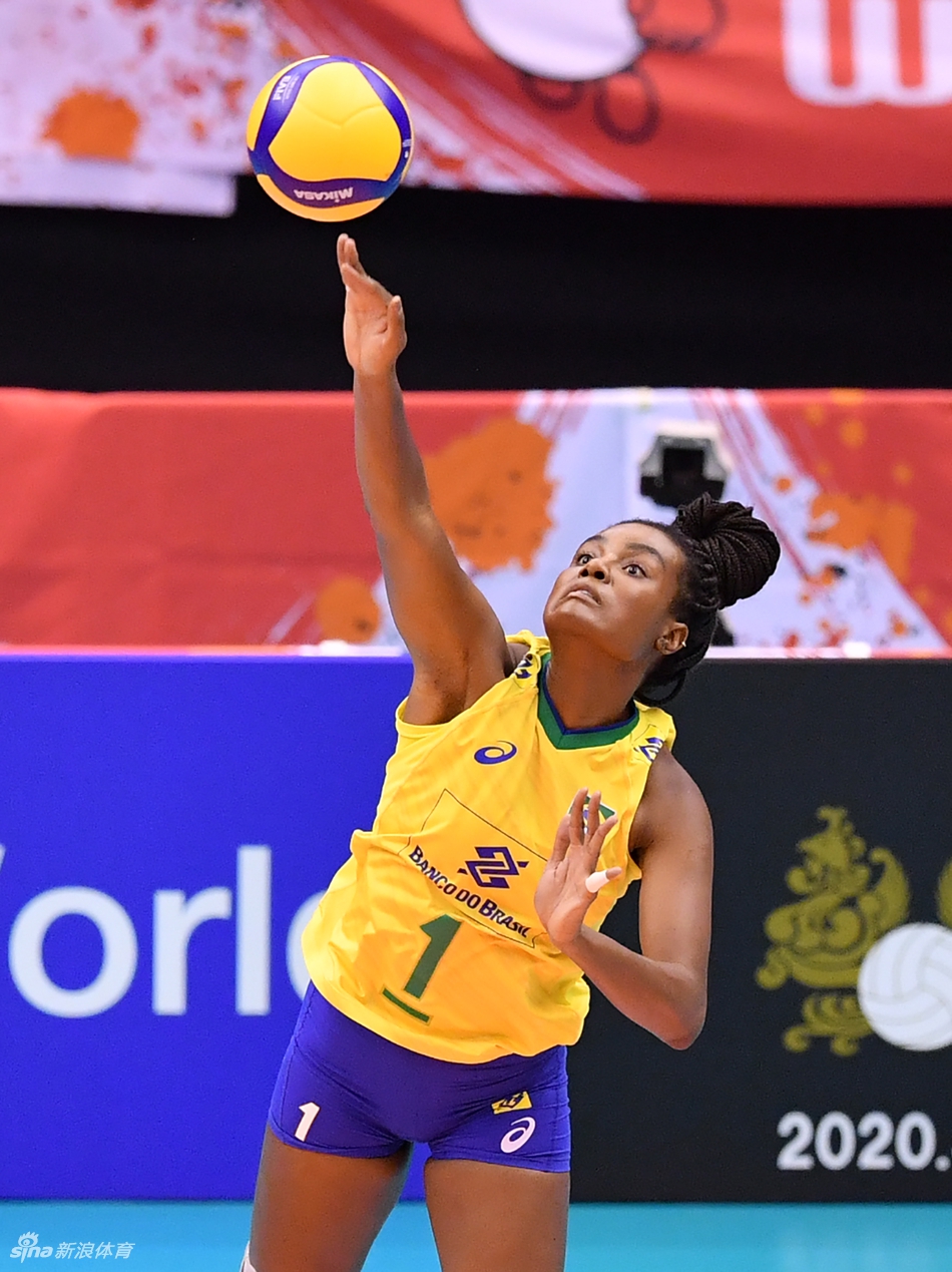 世界杯巴西女排3-2塞尔维亚