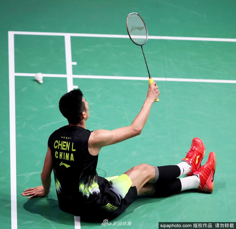 法国羽毛球公开赛谌龙2-0约根森