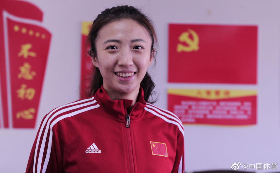 女排奥运冠军丁霞光荣入党