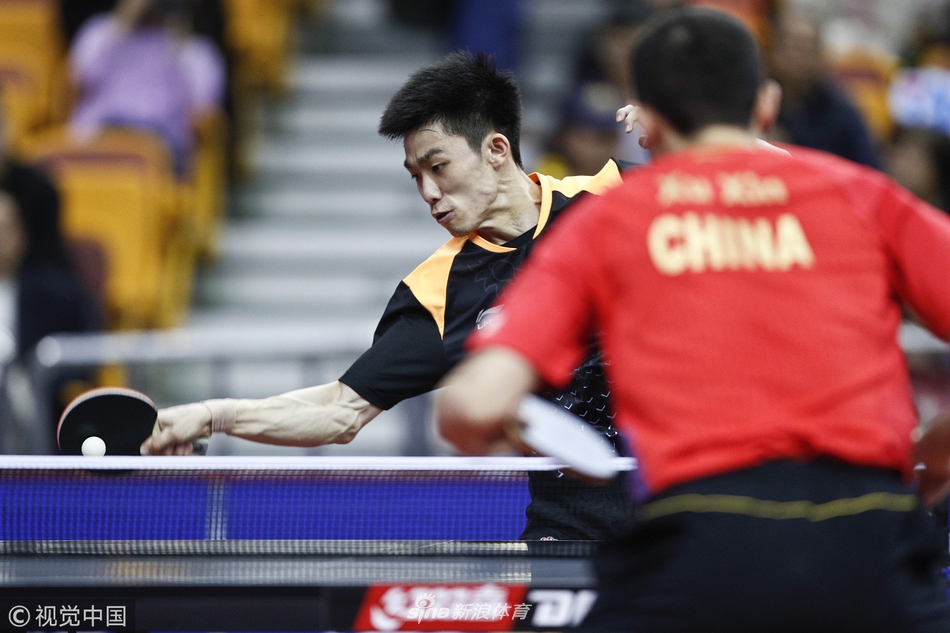 世乒赛直通赛许昕3-0周恺
