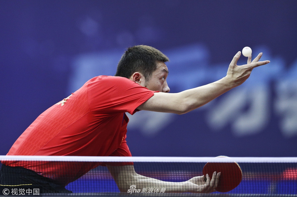 世乒赛直通赛许昕3-0周恺