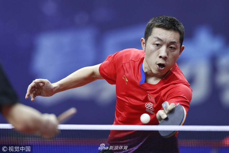 世乒赛直通赛许昕3-0周恺