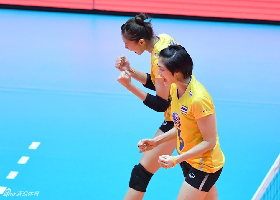 亚锦赛中国女排1-3泰国无缘决赛