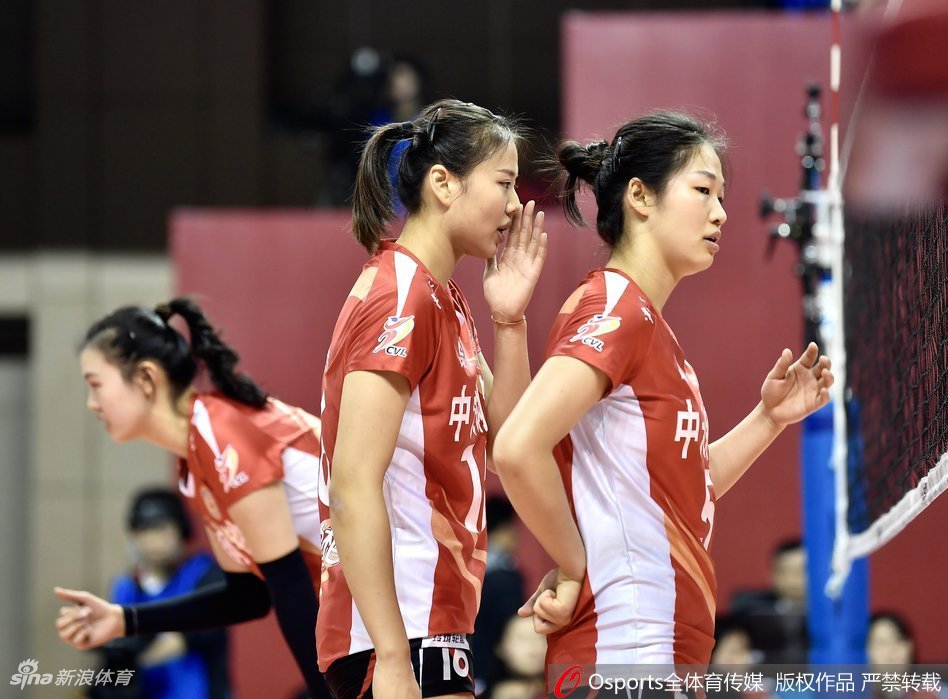 排超江苏女排3-0辽宁女排进四强