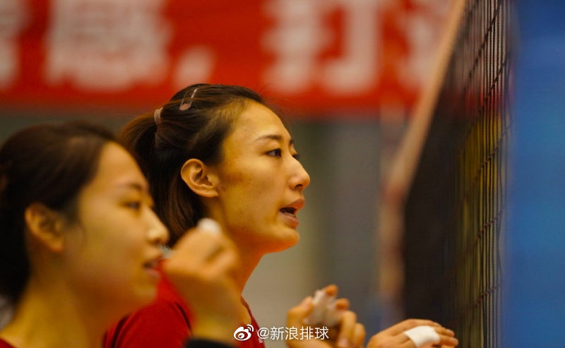 中国女排恶补短板潜心备战