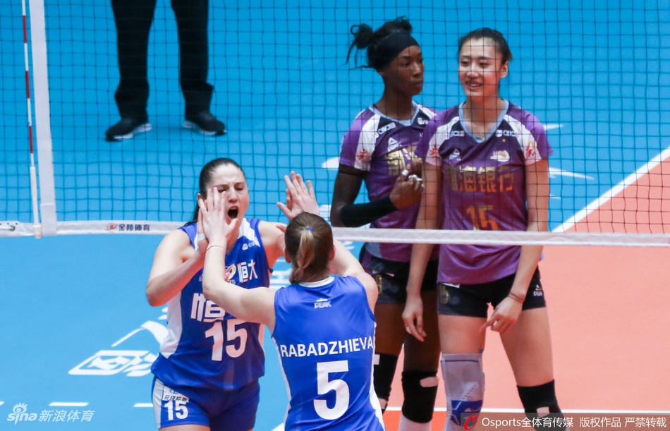 排超联赛天津女排3-0广东女排