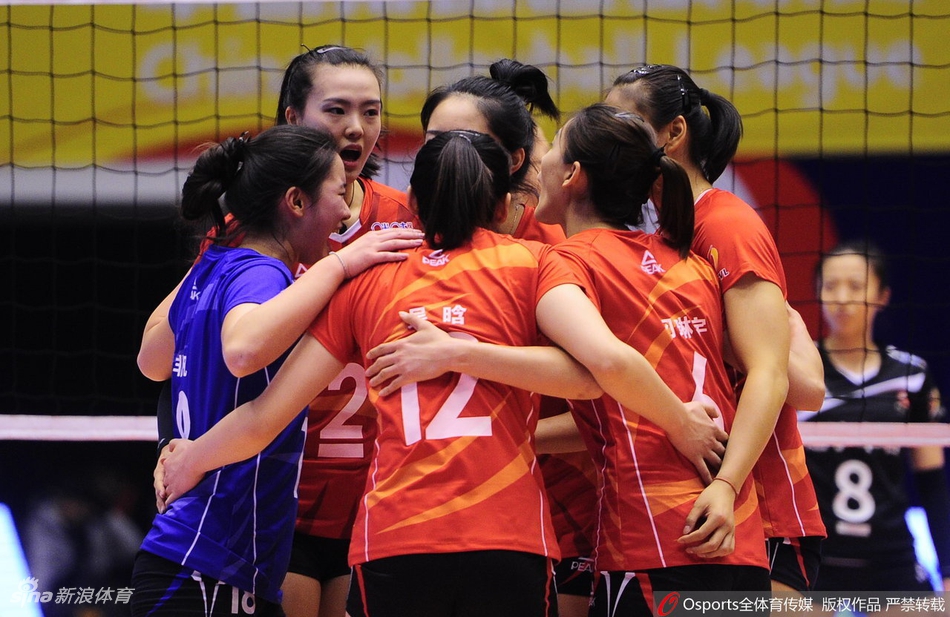 排超联赛辽宁女排0-3江苏女排