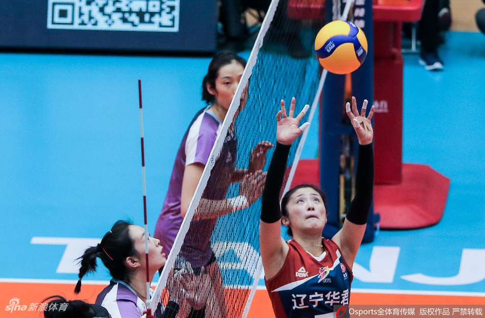 排超八强战天津女排3-0辽宁女排