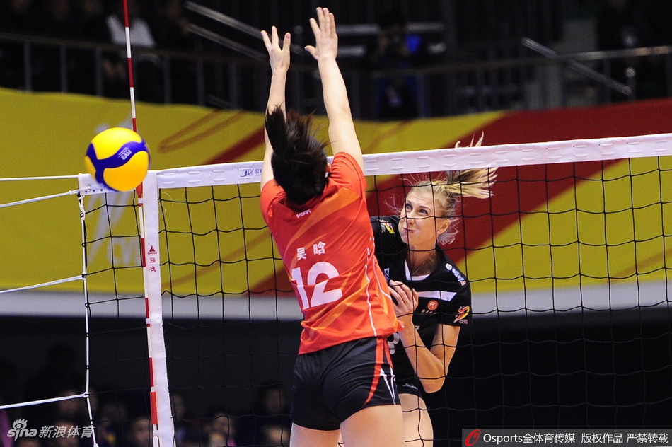 排超联赛辽宁女排0-3江苏女排