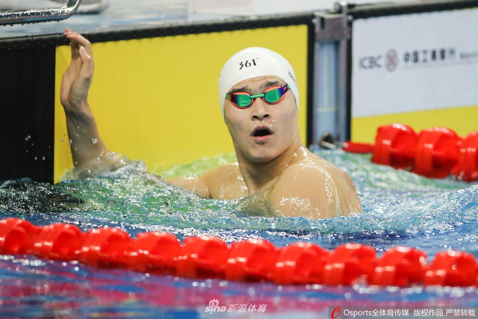 冠军赛1500米自孙杨顺晋级半决赛