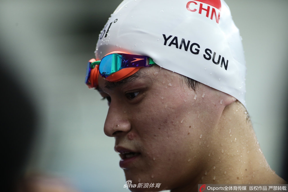 冠军赛1500米自孙杨顺晋级半决赛