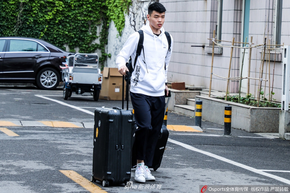 中国羽毛球队出征亚锦赛