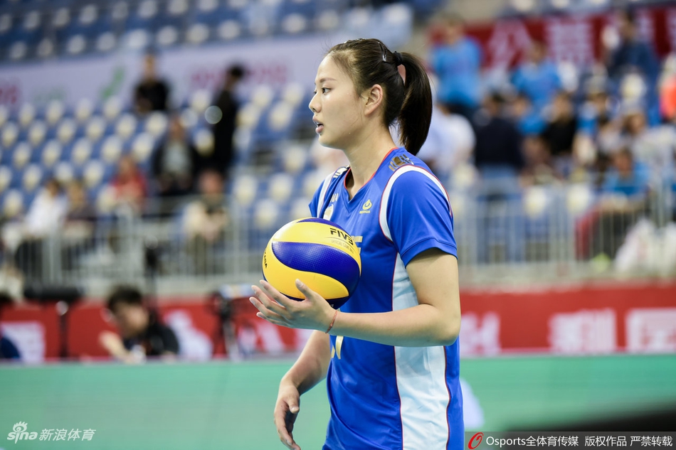 2019女排亚俱杯天津3-0日本进决赛