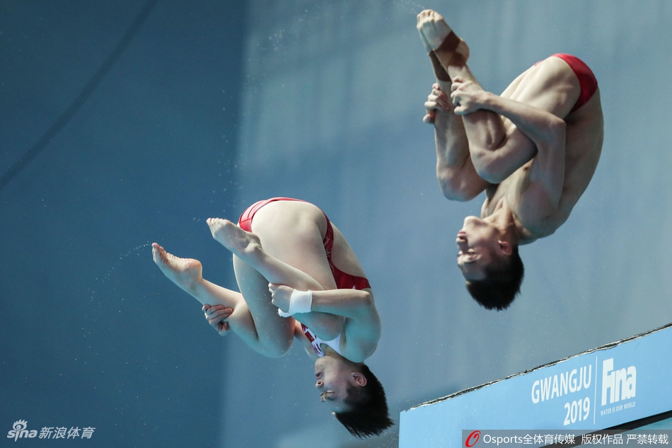 首金！世锦赛混双10米台中国夺冠
