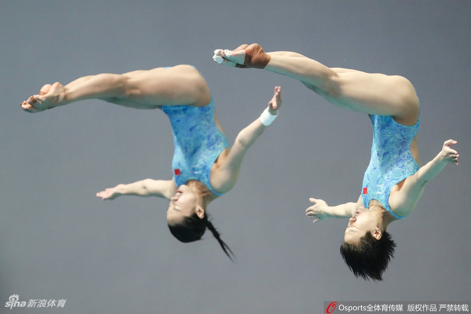 世锦赛女双三米板王涵/施廷懋进决赛