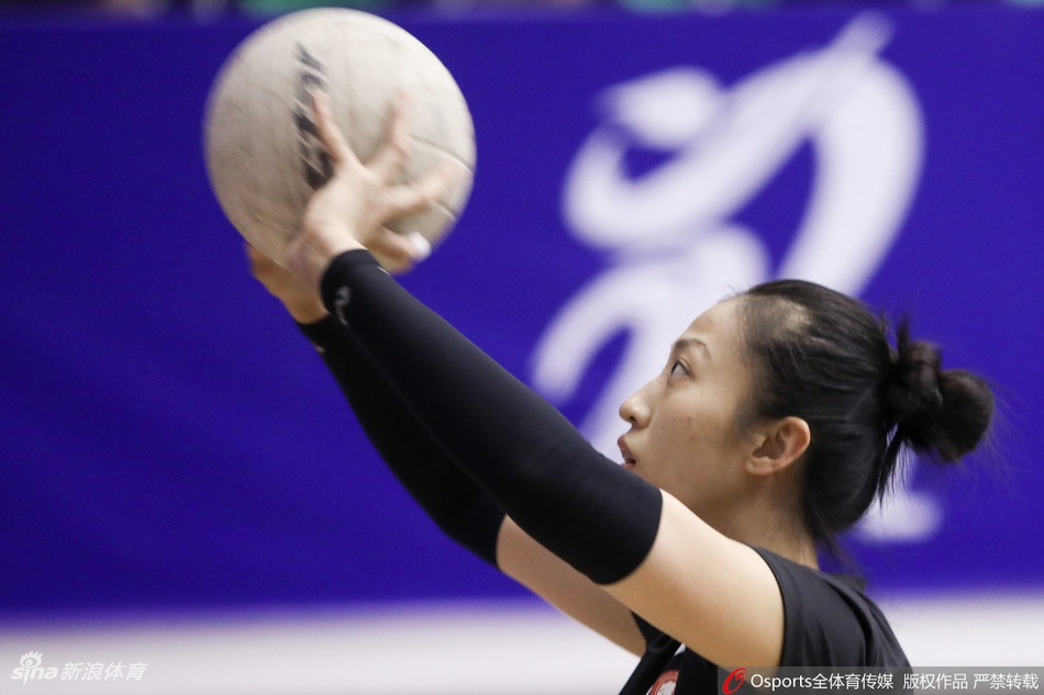 排超联赛辽宁女排0-3江苏女排