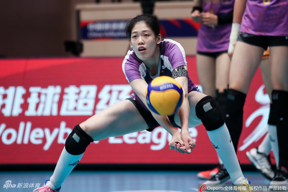 女排联赛半决赛：天津3-0北京