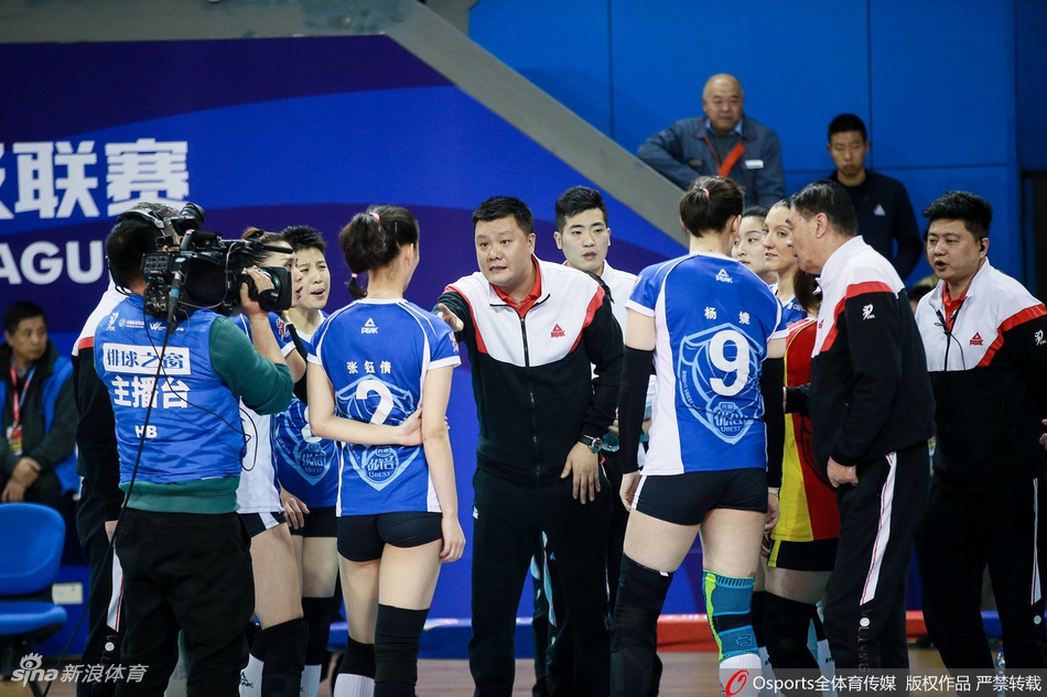 女排决赛第二回合上海0-3天津