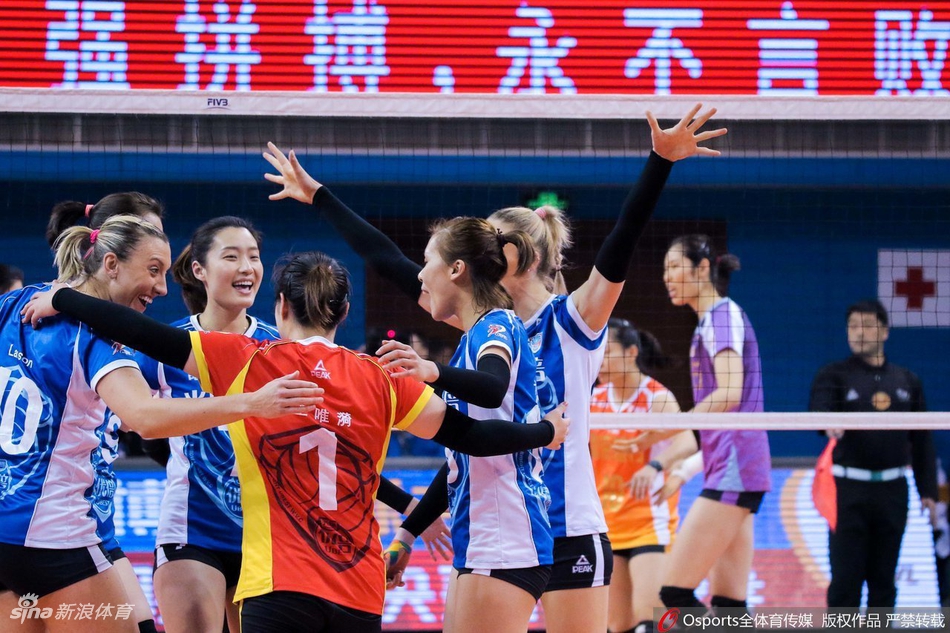 女排决赛天津3-1上海夺冠