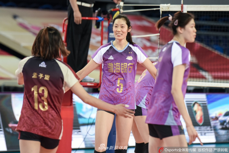 排超天津女排3-0广东获开门红