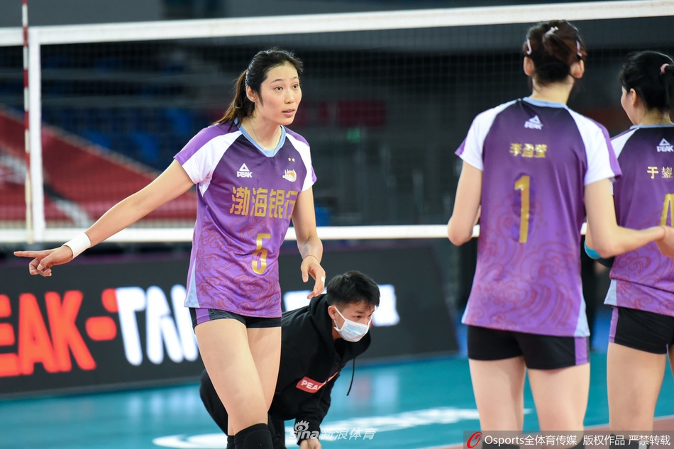 排超天津女排3-0广东获开门红