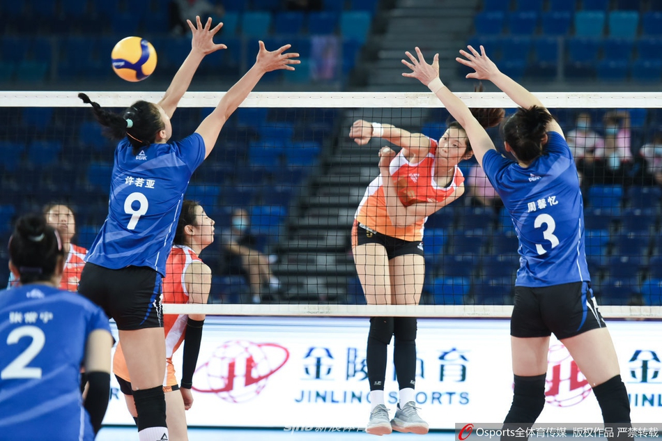 朱婷出战!排超天津女排2-3江苏女排
