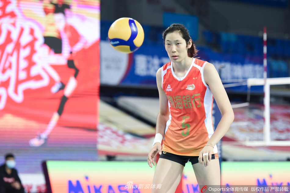 朱婷出战!排超天津女排2-3江苏女排