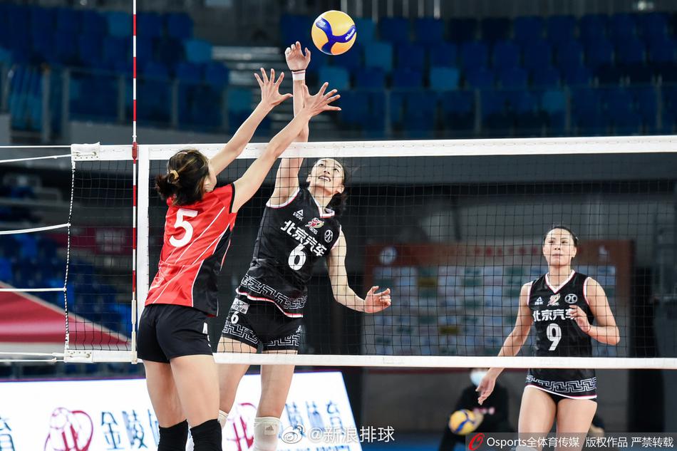 排超辽宁女排3-0力挫劲敌北京