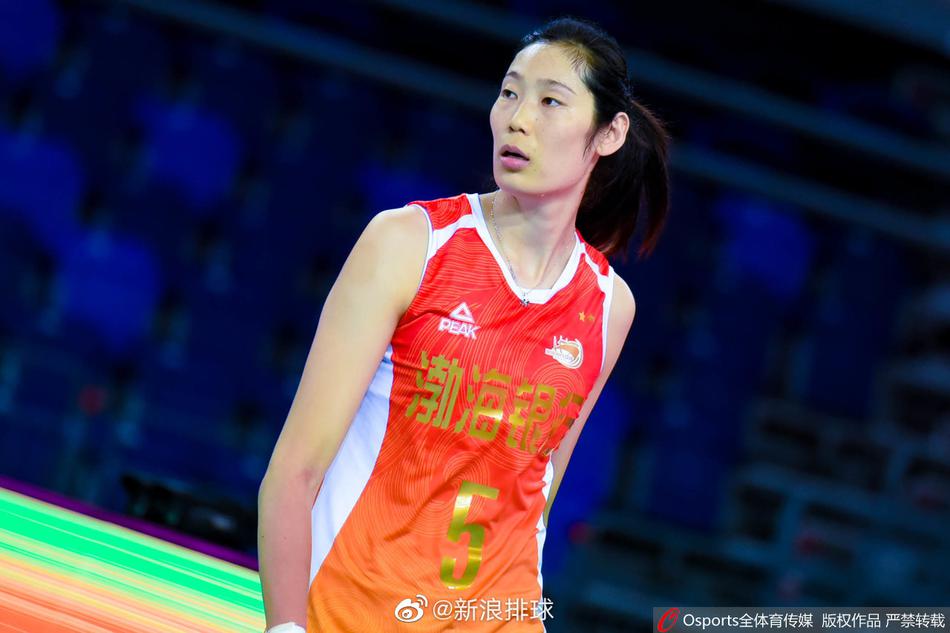 排超联赛中国女排队长朱婷特写
