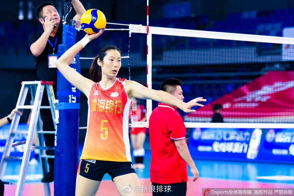 排超联赛中国女排队长朱婷特写