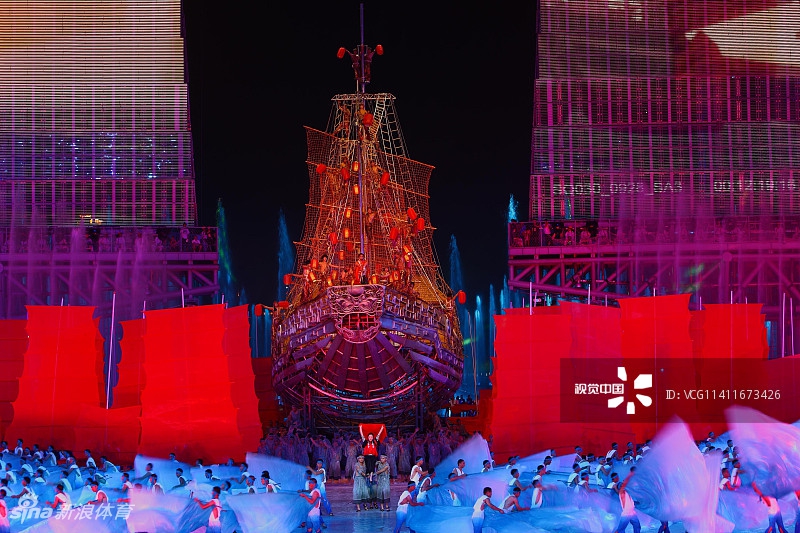 2010年广州亚运会“巨轮造型”抢眼