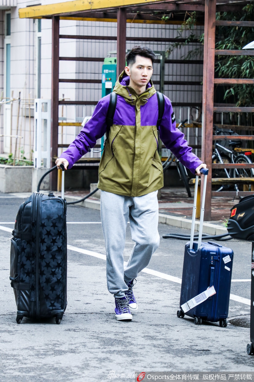 中国羽毛球队出征亚锦赛