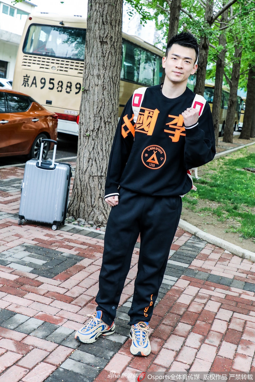 中国羽毛球队出征亚锦赛