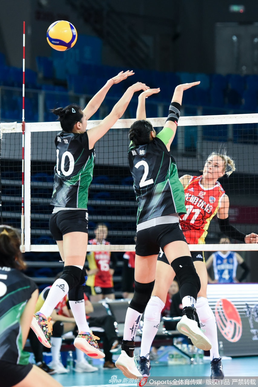 排超上海女排3-2绝地逆转辽宁