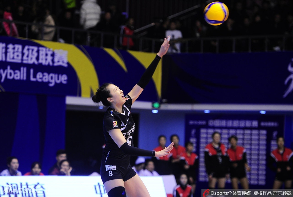 排超联赛辽宁女排0-3江苏女排