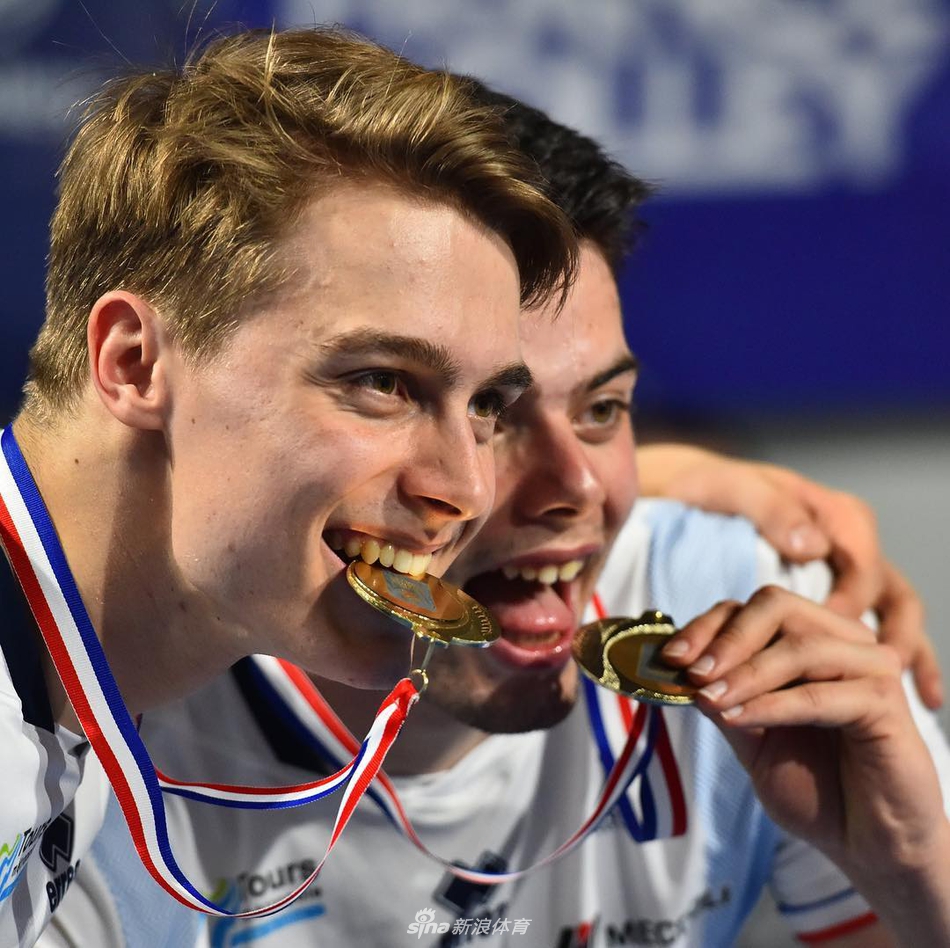 惊艳!法国男排22岁小哥帅翻天