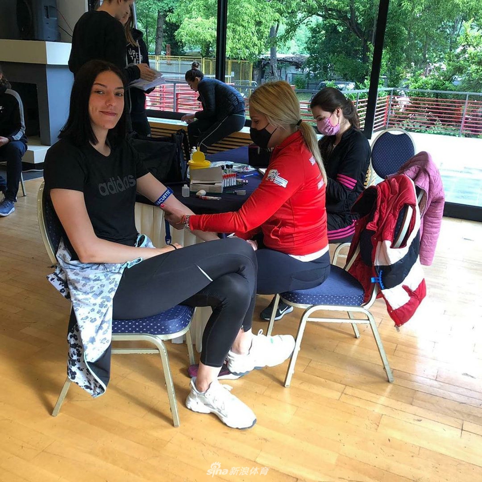 塞尔维亚女排16人集训大名单