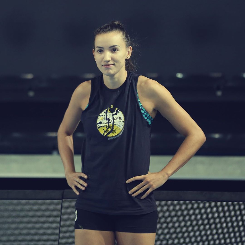 土耳其女排豪门瓦基弗银行训练